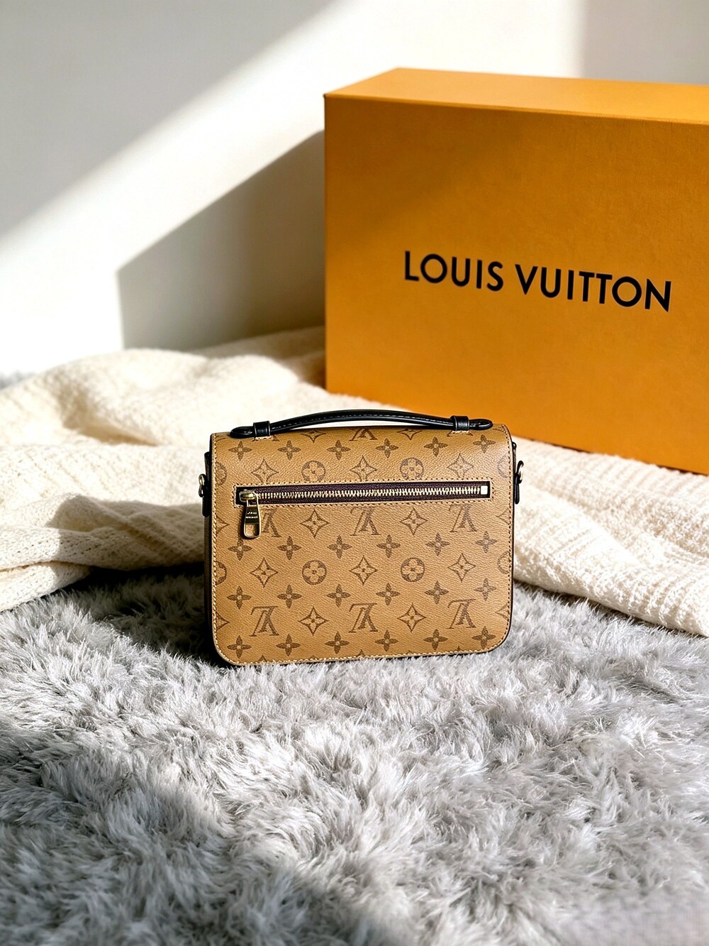 Louis Vuitton Pochette Metis Reverse Monogram Crossbody Bag - Picture 2 of 6